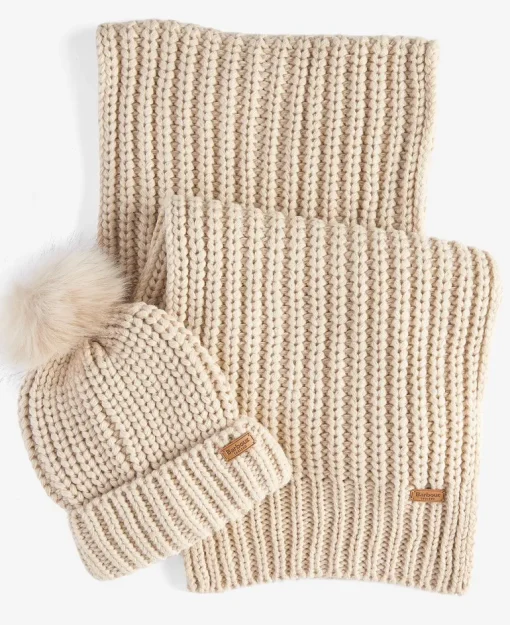 Barbour Saltburn Beanie & Scarf Gift Set